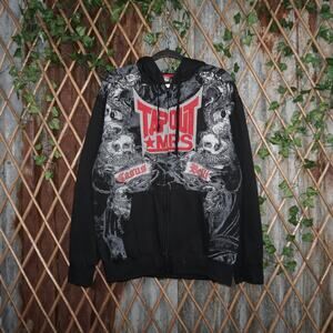 L - Vintage Y2K Tap Out mps grail embroidered graphic across